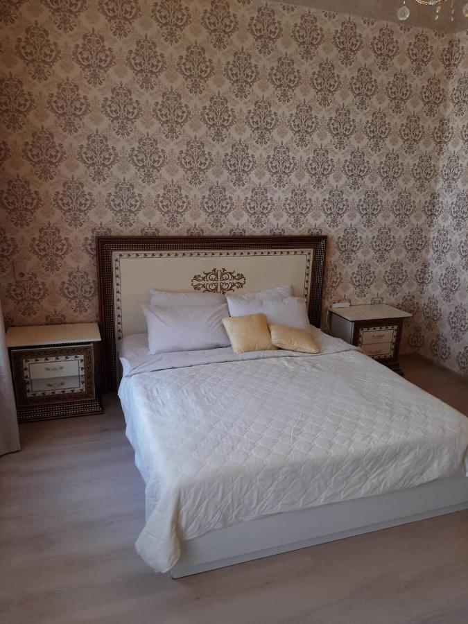 Apartment On Kulisha 41 Lviv Bagian luar foto